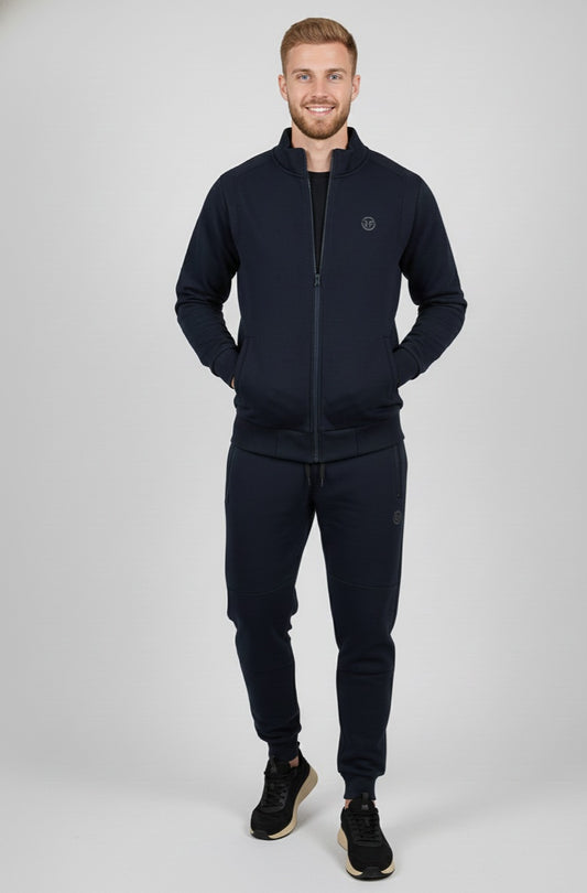 Спортен мъжки екип "Apex"